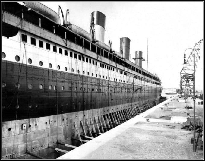 Titanic in Thompson Dry Dock 4