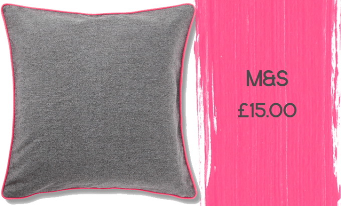 M&S Contrast Piped Cushion